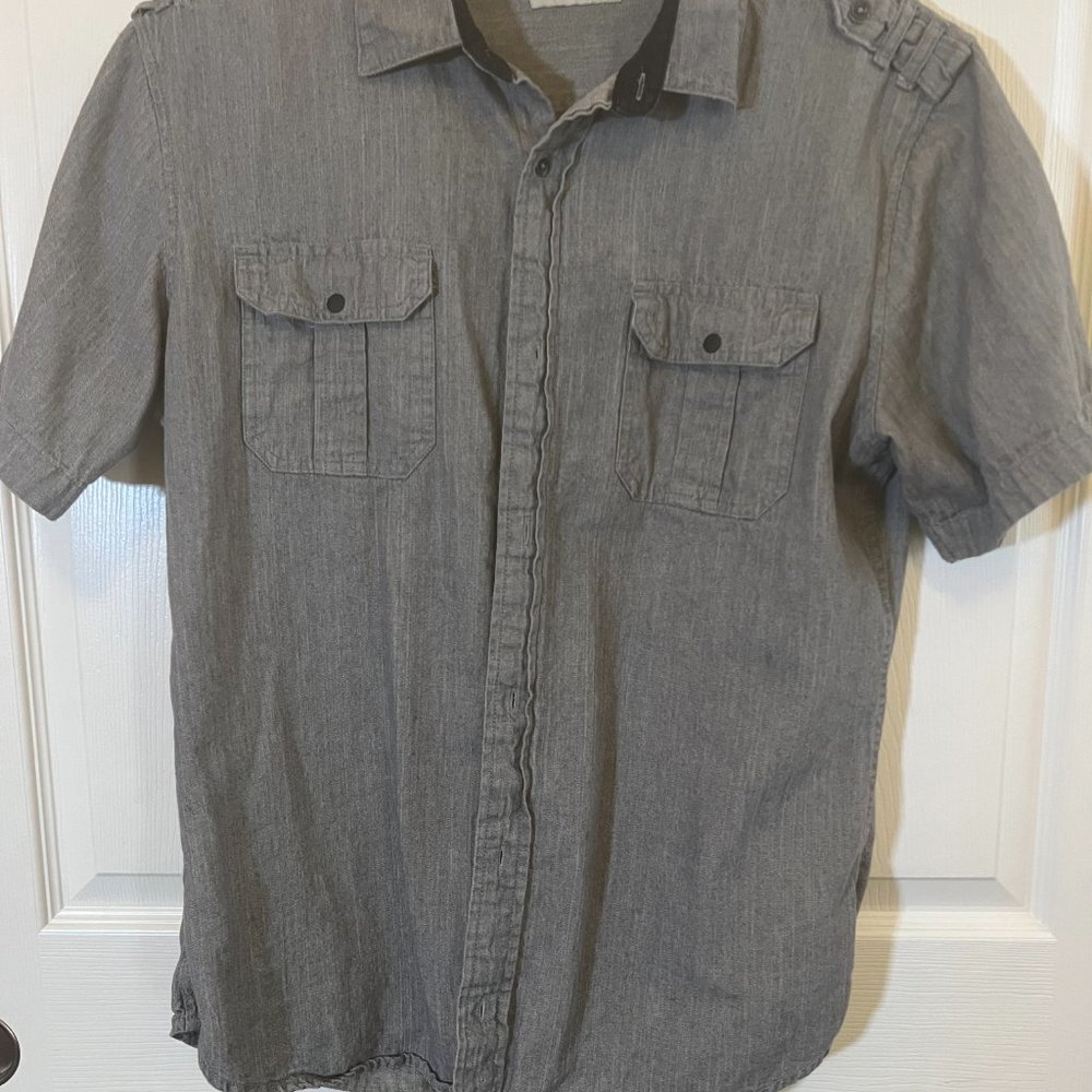 Gray SS Kenneth Cole Reaction button down shirt